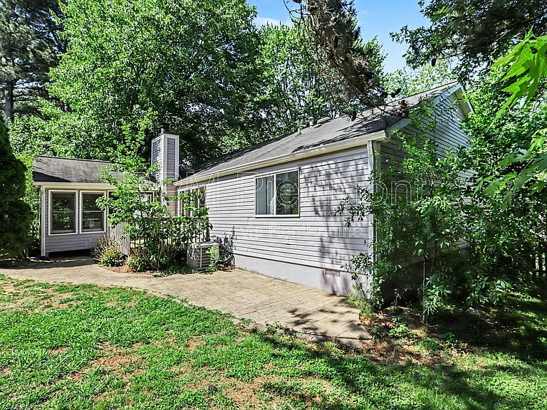 10475 Willow View Cir — Photo 24