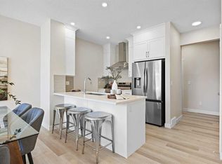 2150 E Bayview Dr SW, Airdrie, AB T4B 5N4