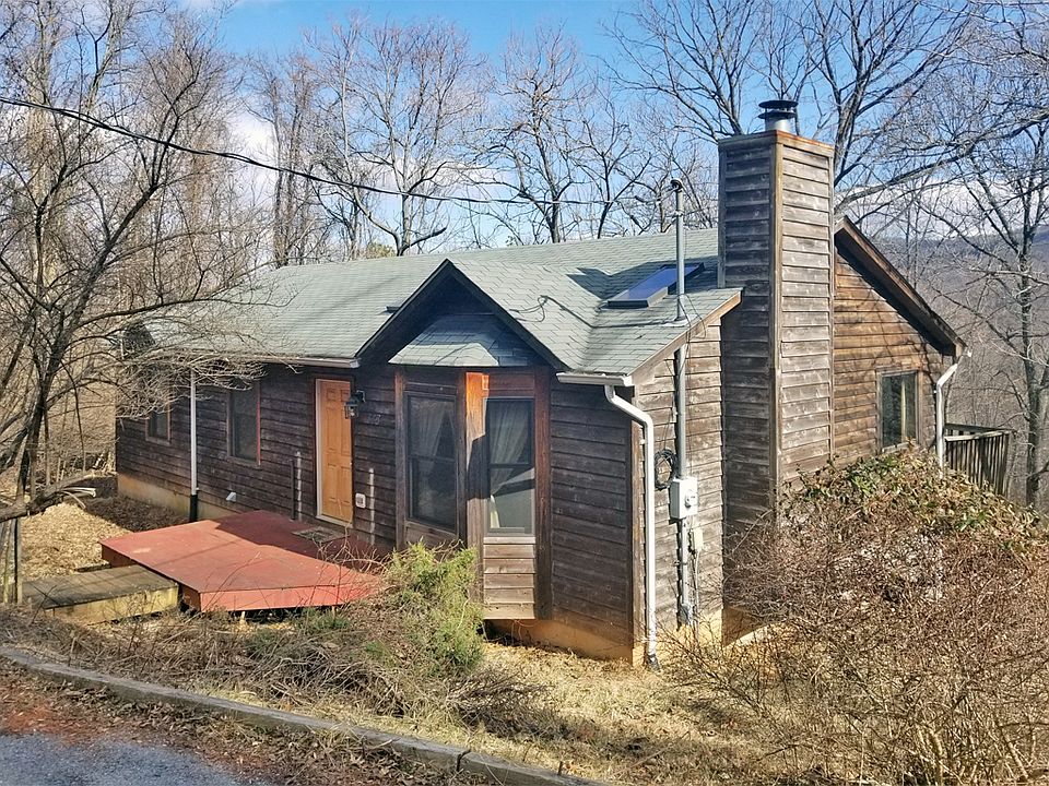 1st image of 348 Rome Beauty Dr