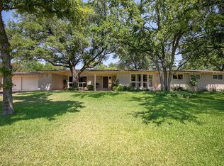 11106 Snow White Dr, Dallas, TX 75229