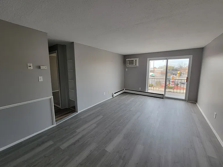 13420 Euclid Ave — Photo 67