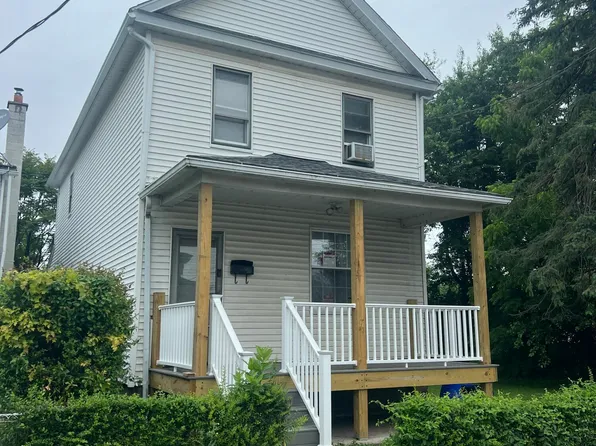 407 1st St, Hanover Township, PA 18706