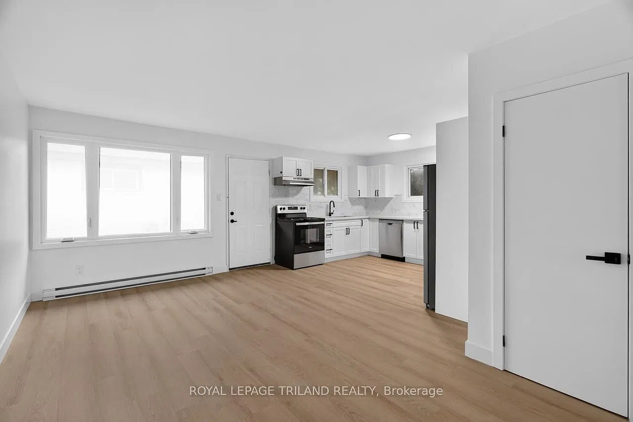 3 bed, $1,995 — Photo 4