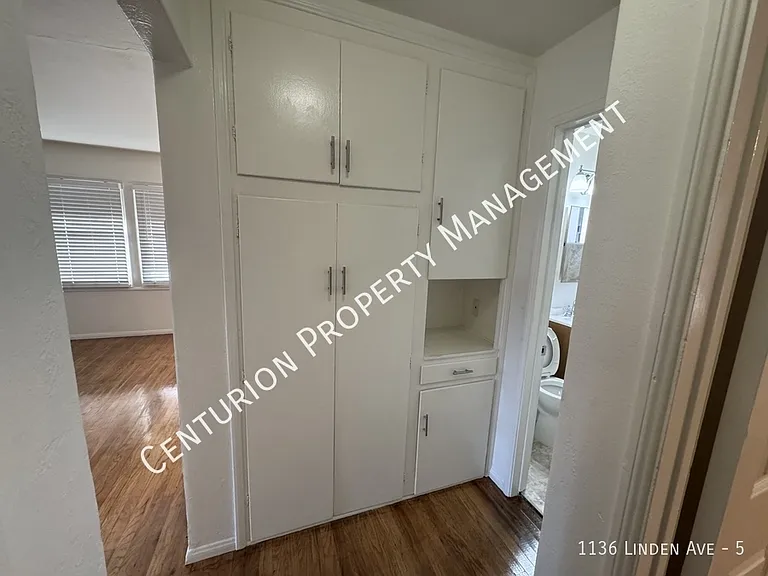 1136 Linden Ave #5 — Photo 5