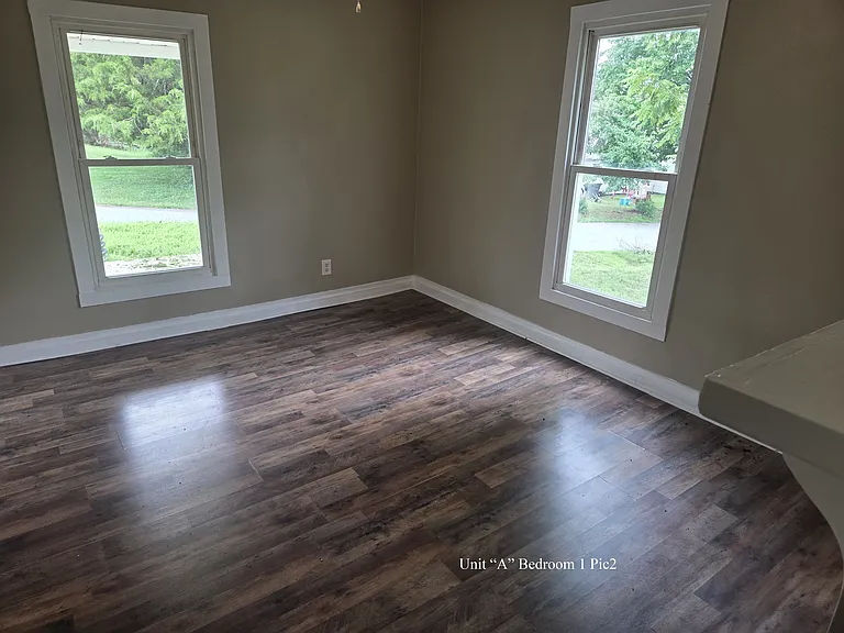 605 Grove St — Photo 14
