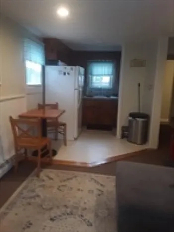 2 bed, 768 sqft, $1,900 — Photo 4