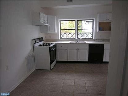 2nd image of 1 Manor Ln