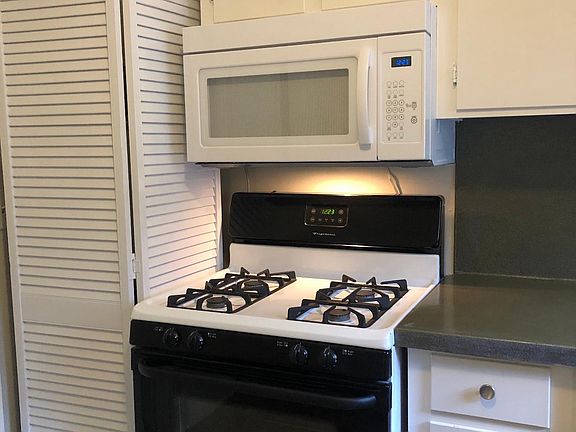 5th image of 3413 Fairfield Ave #3413