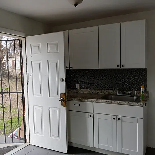 2 Decatur St #B Photo 1