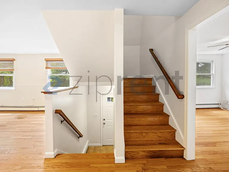174 Fox Hill Rd — Photo 3