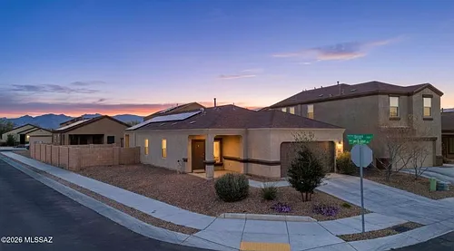2557 E Calle Joya De Ventura Photo 1