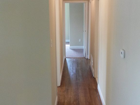 4th image of 115 E Lockwood St