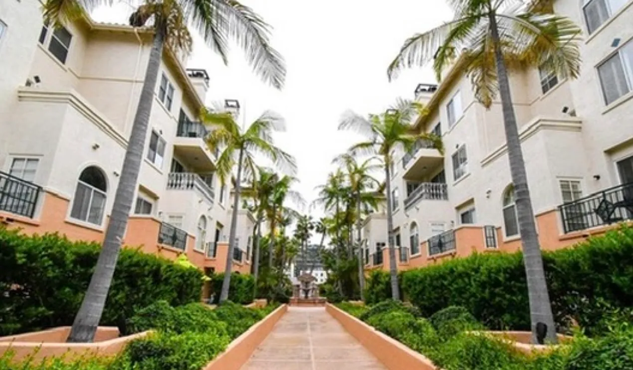 2 bed, 1250 sqft, $3,500 — Photo 3