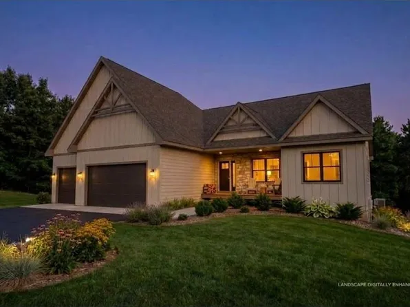1199 60th St, Hudson, WI 54016