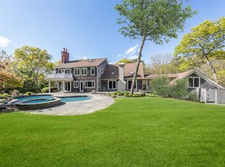 63 Copeces Ln, East Hampton, NY 11937