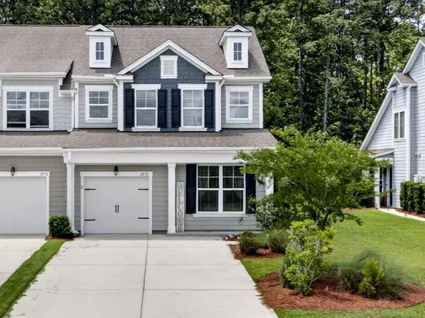 2572 Kingsfield St, Mount Pleasant, SC 29466