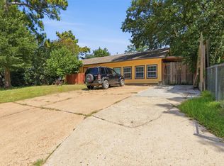 7210 Colton St, Houston, TX 77016