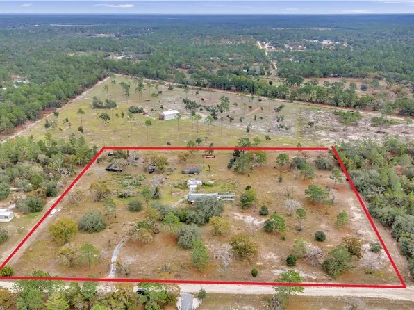 9437 N Singapore Ave, Dunnellon, FL 34433