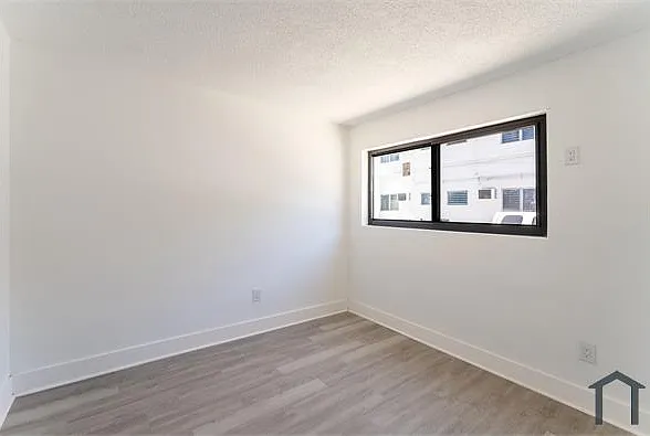 1515 NW North River Dr #5 — Photo 15