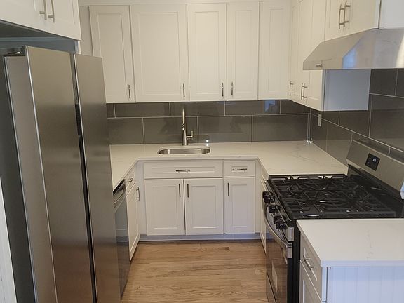 2nd image of 108 Brook St #3
