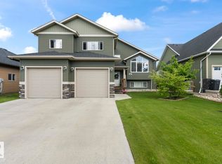 1208 18th Ave, Cold Lake, AB T9M0G4
