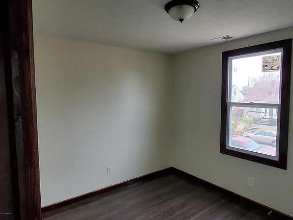 4th image of 316 N 33rd St