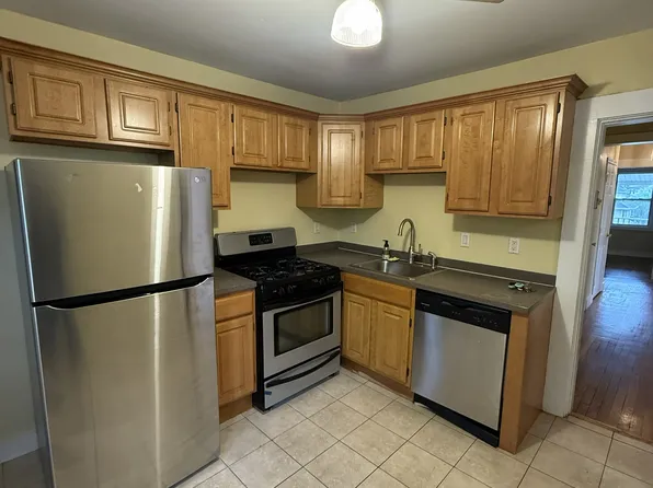 265 Hyde Park Ave #3L, Jamaica Plain, MA 02130
