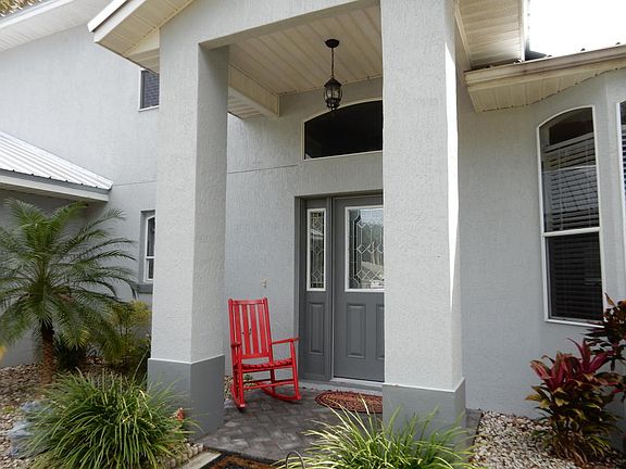 2nd image of 5939 Brandon Ln