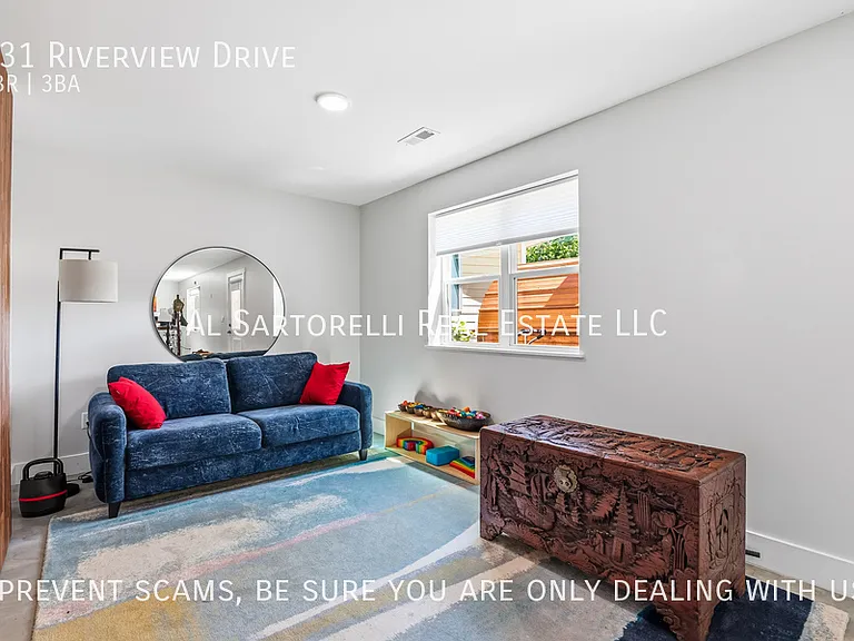 431 Riverview Dr — Photo 23