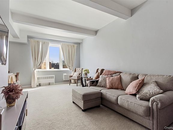 5th image of 245 Rumsey Road #2S