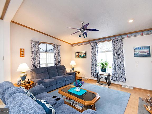 5th image of 5622 Ross Neck Rd