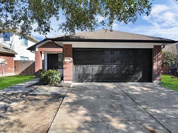 2nd image of 21826 Hemlock Park Dr