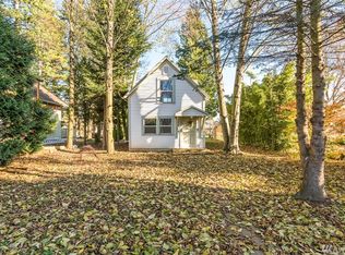 1332 Blaine Ave, Blaine, WA 98230