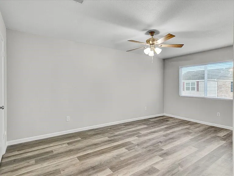 968 Park Meadow Dr — Photo 14