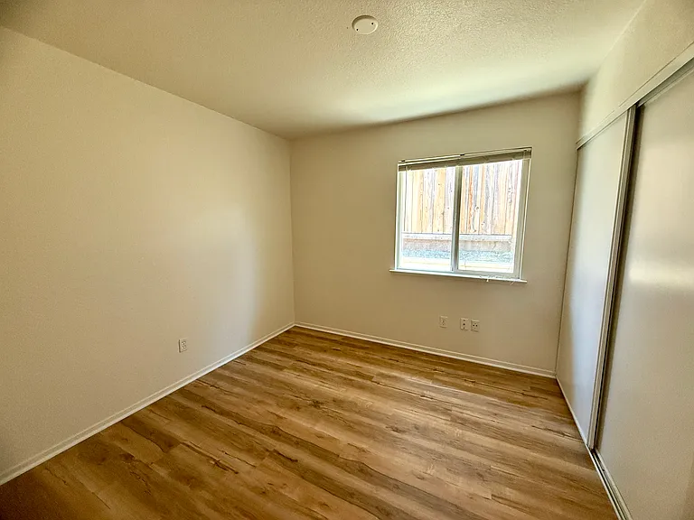 4901 Hillridge Way — Photo 15