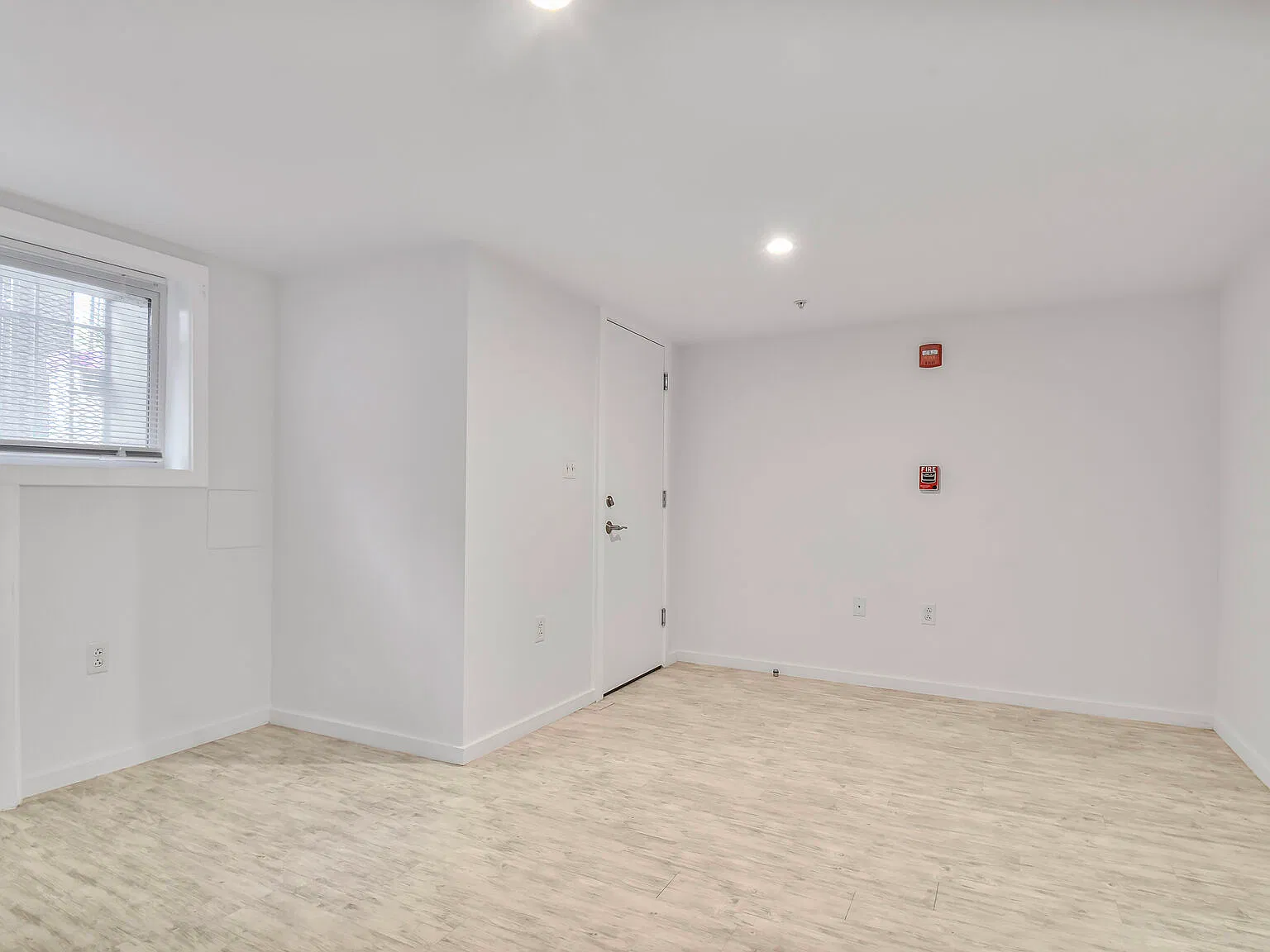3 bed, 2480 sqft, $3,800 — Photo 1
