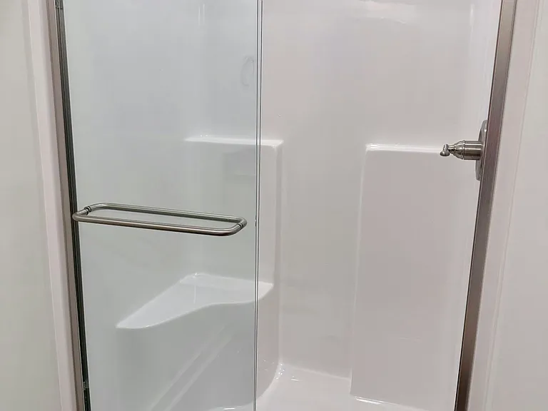 Primary shower