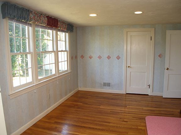 Dining area off of kitchen