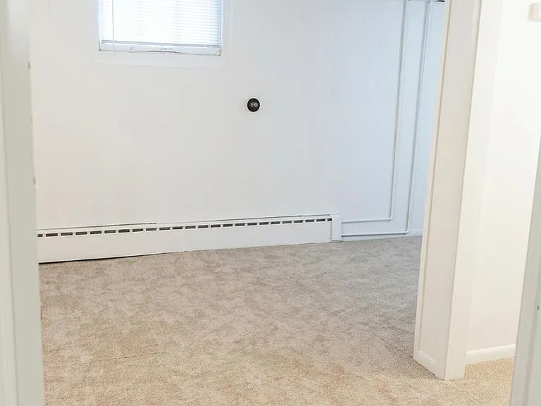 630 S Whitcomb St — Photo 15