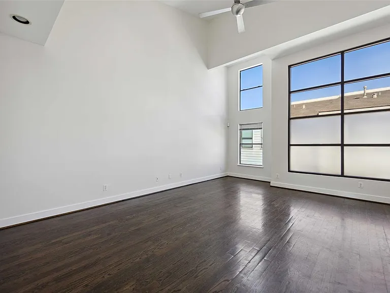 1023 Bonner St #1023 — Photo 7