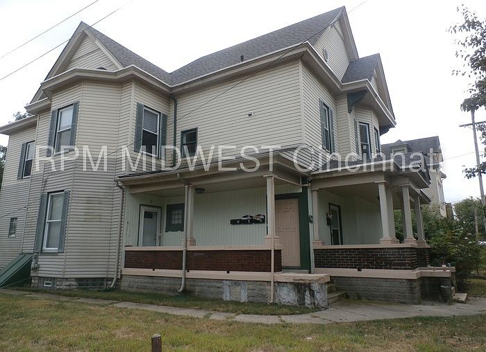2nd image of 540 S 2nd St APT 1