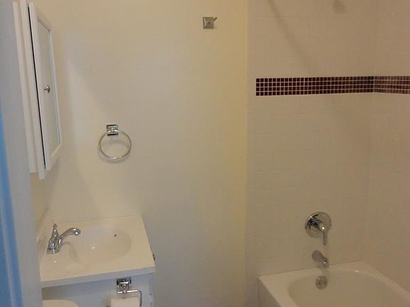 5th image of 4939 Leeland St #2
