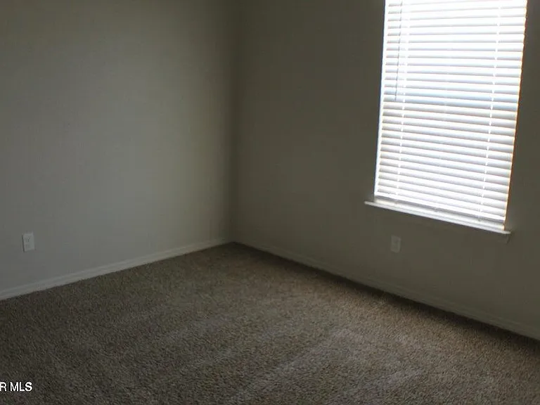 7425 Norte Mesa Ln — Photo 13