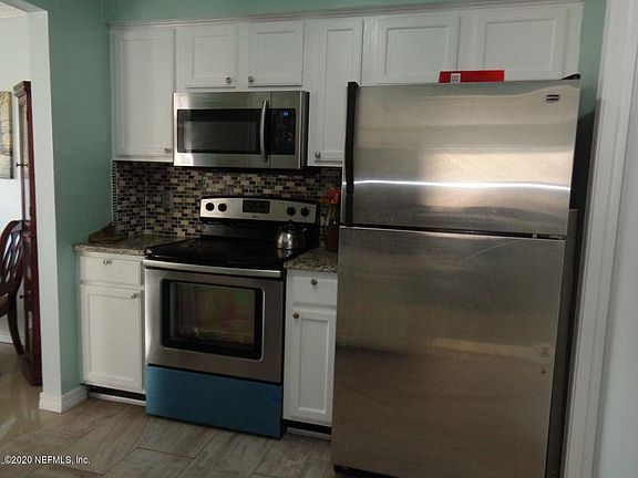 4th image of 11453 Fort Caroline Lakes Dr N