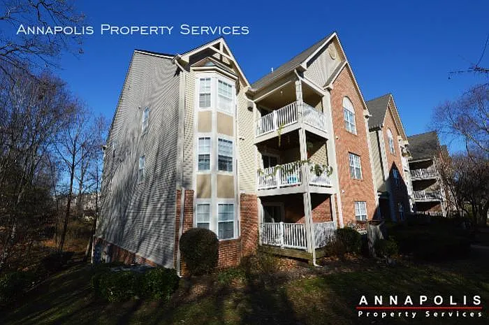 631 Admiral Dr — Photo 19