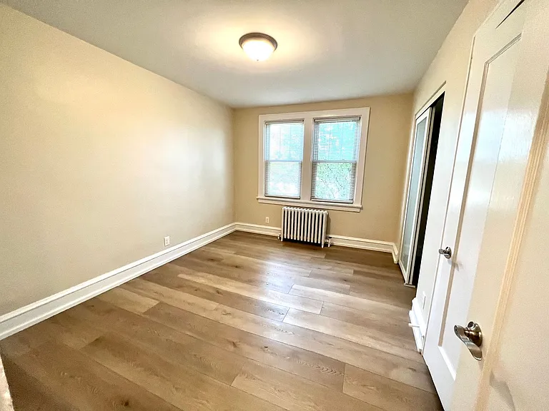 1241 Illinois Ave — Photo 21