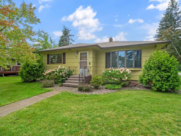 702 E 5th St, Superior, WI 54880