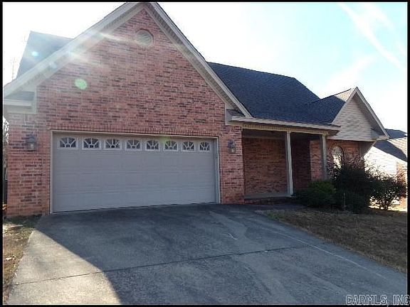3rd image of 1113 English Oak Dr