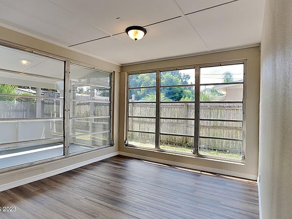 4th image of 4775 Key Madeira Dr