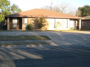 726 San Benito Dr, College Station, TX 77845